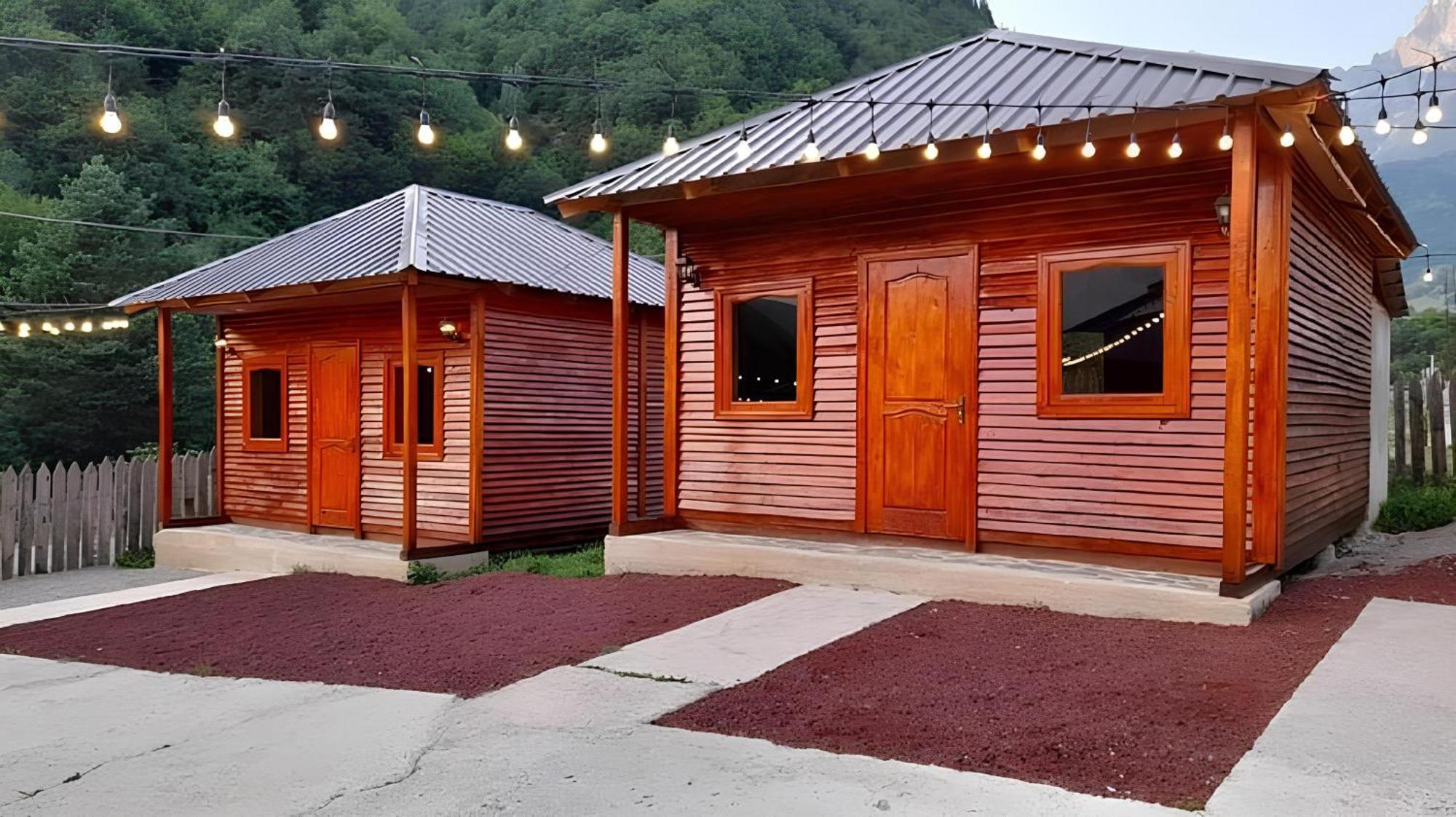 Guest House Ushba Gate Mestia Exterior photo
