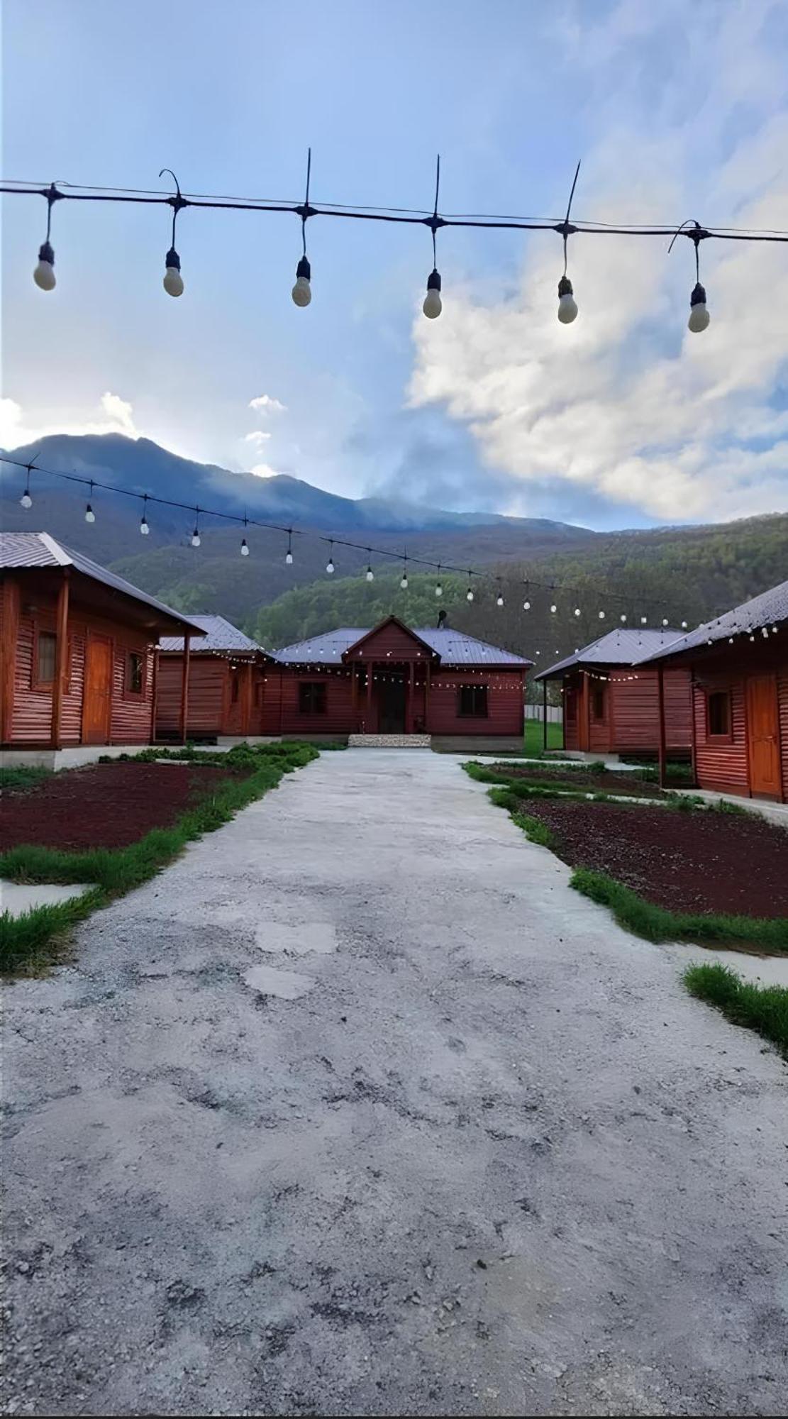 Guest House Ushba Gate Mestia Exterior photo
